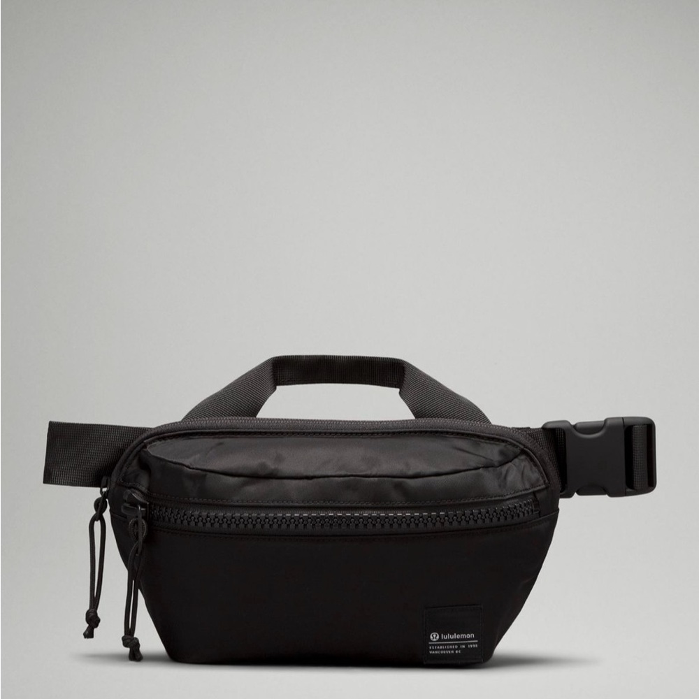 Lululemon All Day Essentials Belt Bag - NWT